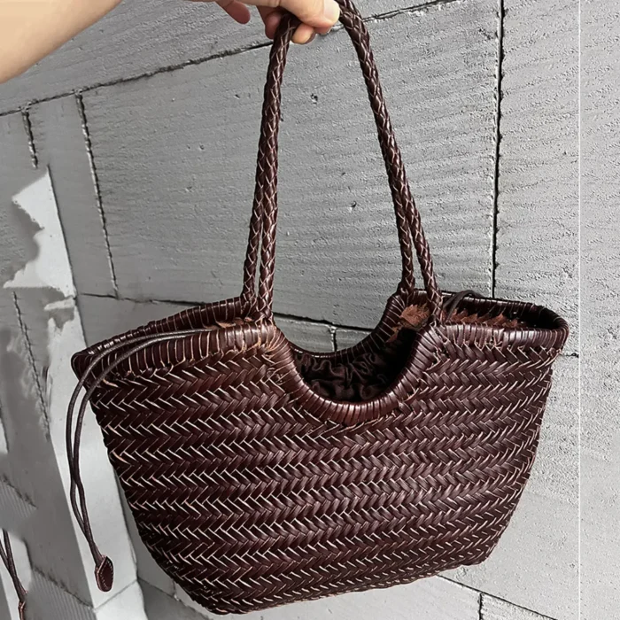 kf S7a27299f5cba4f539b46f3f3652b27f60 100 Natural Cowhide Weave Handbags Fashion Small Manual Hand Made Ladies Woven Handbag Exquisite Tote Dating